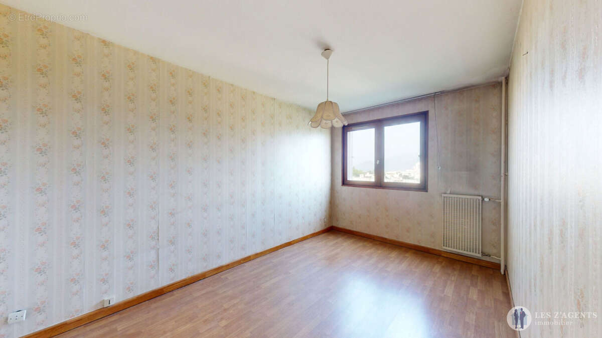 Appartement Echirolles 5 pièce(s) - photo 12