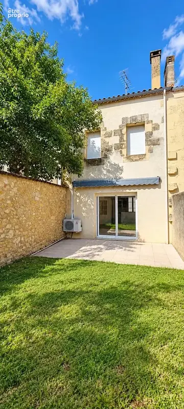 Exclusivite  : centre ville maison de ville avec terrasse et jardin ; - photo 2