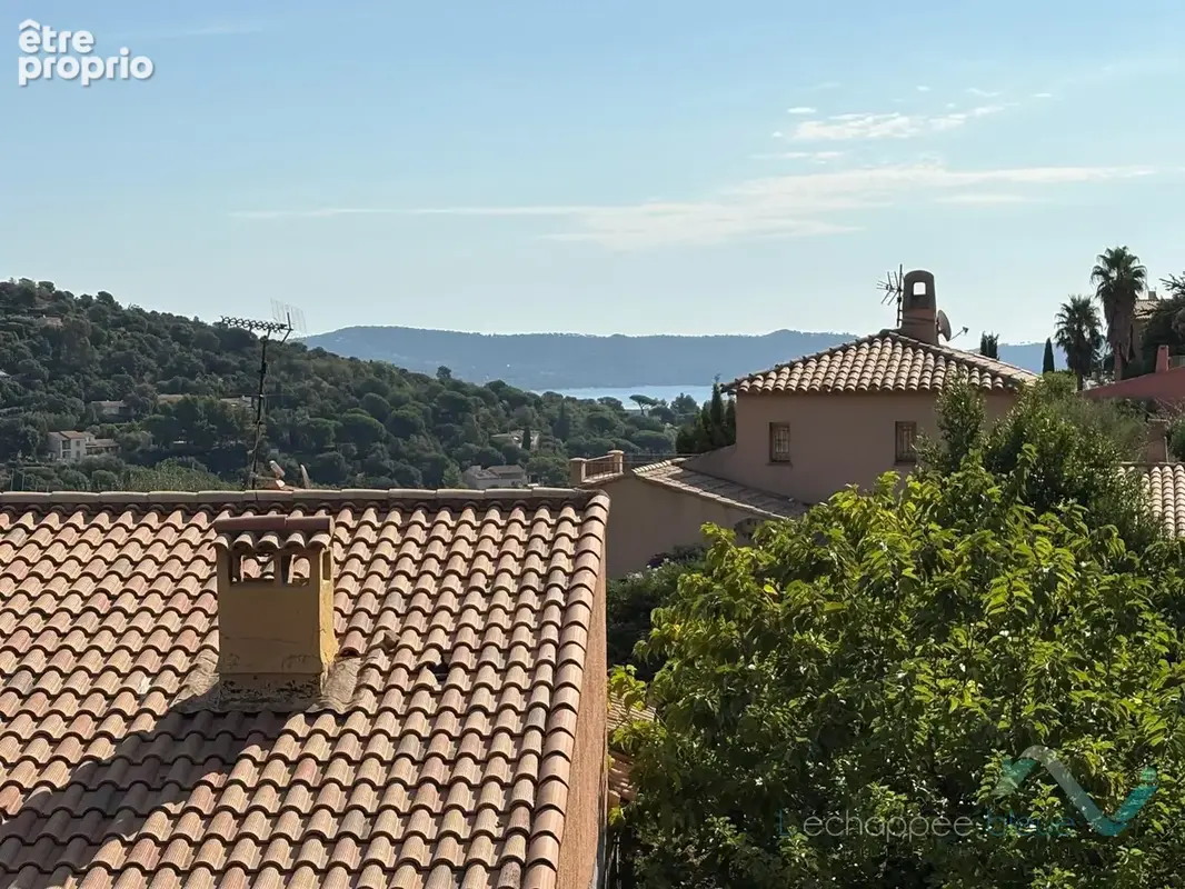 Vente appartement T2 de 48,86m2 avec balcons à Cavalaire sur Mer - photo 8