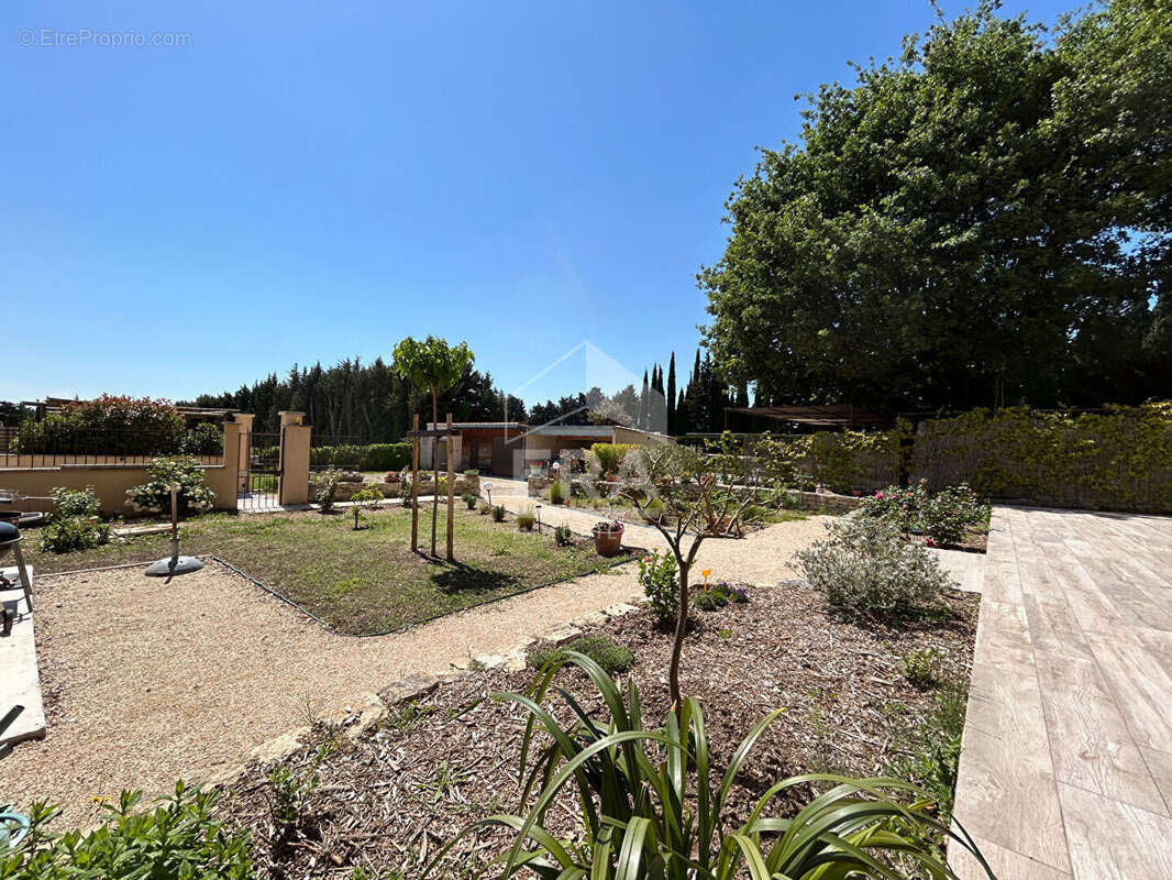 Maison à BEAUMES-DE-VENISE