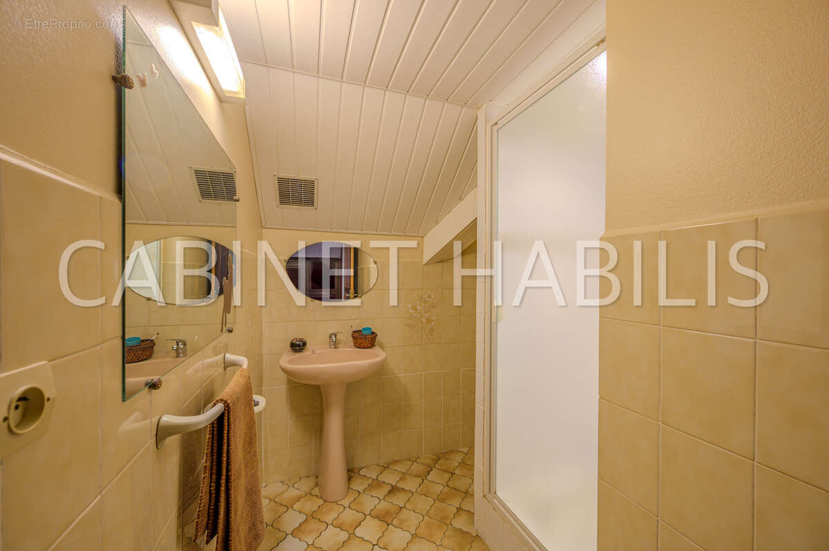 Maison à PETITE-ILE