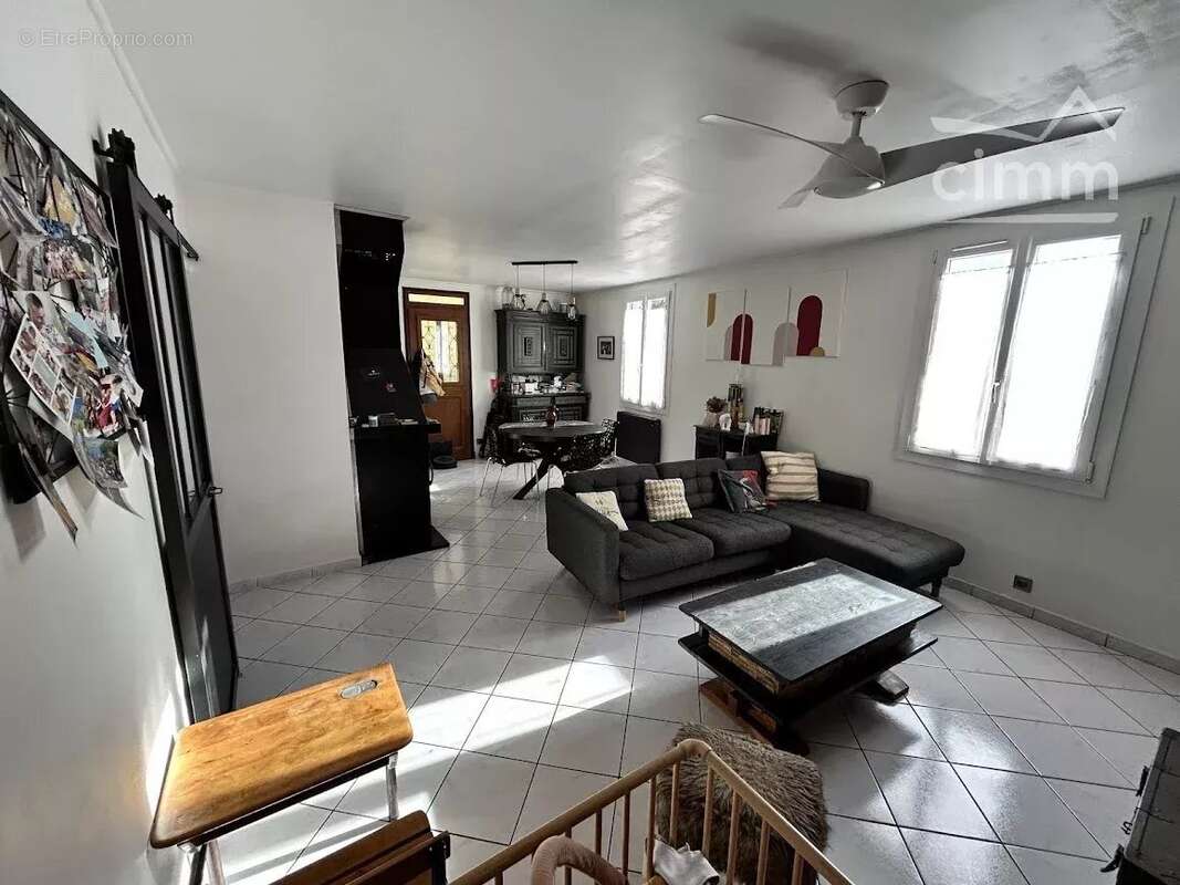 Maison à SAINT-EGREVE