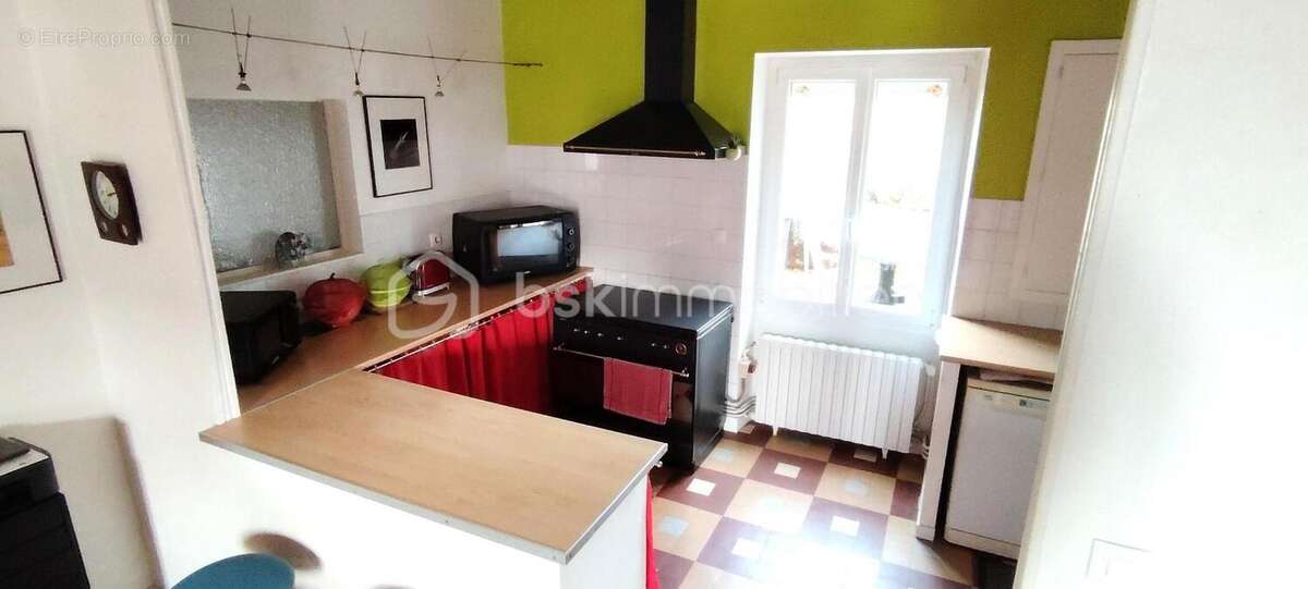 Maison à NEUVILLE-SUR-BRENNE