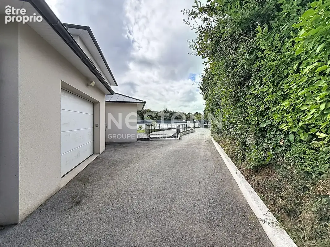 PLOUZANÉ ! Maison familiale de 2014 ! 4 chambres ! Sous-sol total de plus de 100 m² ! Terrain de 798 m² - photo 13