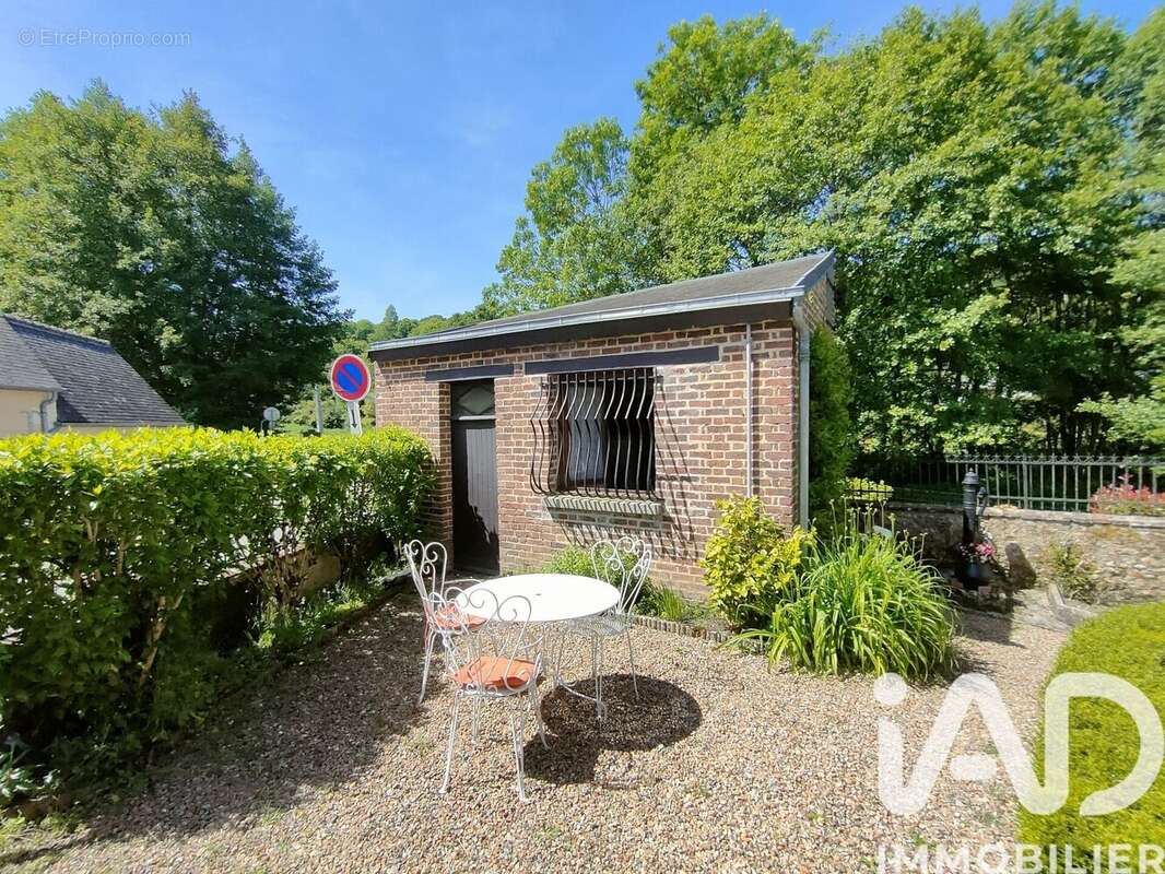 Maison 60 m² à Saint-Georges-De-La-Couee  - photo 7