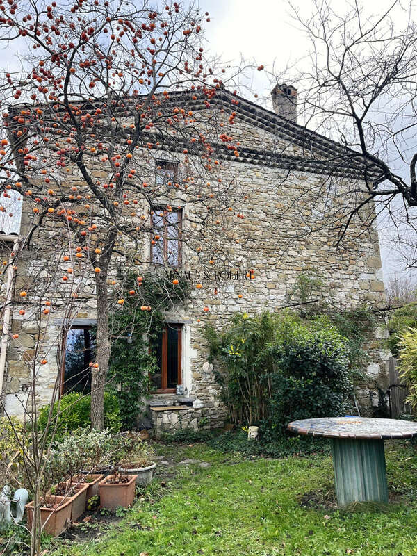 Maison à ROCHEBAUDIN