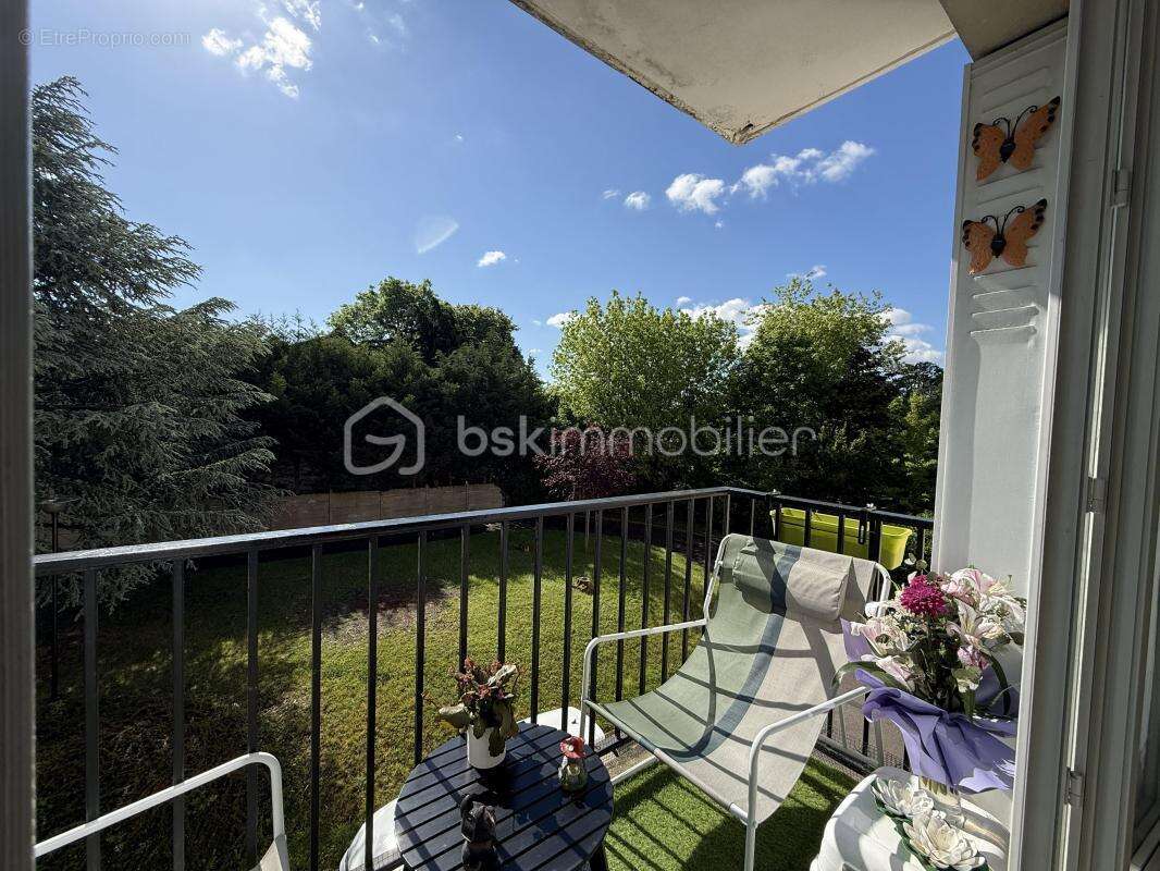Appartement à NEUILLY-PLAISANCE