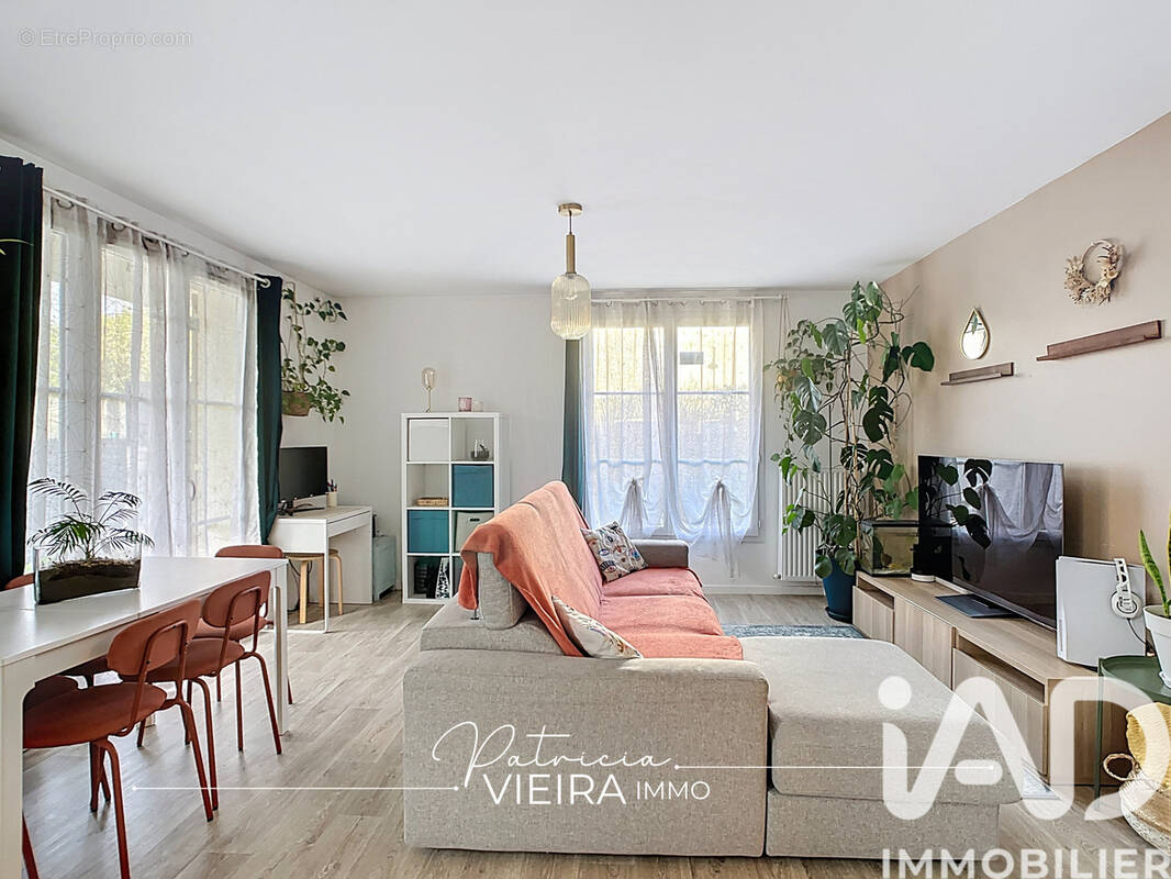 Photo 1 - Appartement à CHEVRY-COSSIGNY