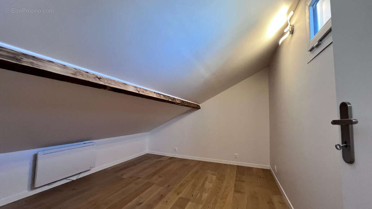 Appartement à BOIS-COLOMBES