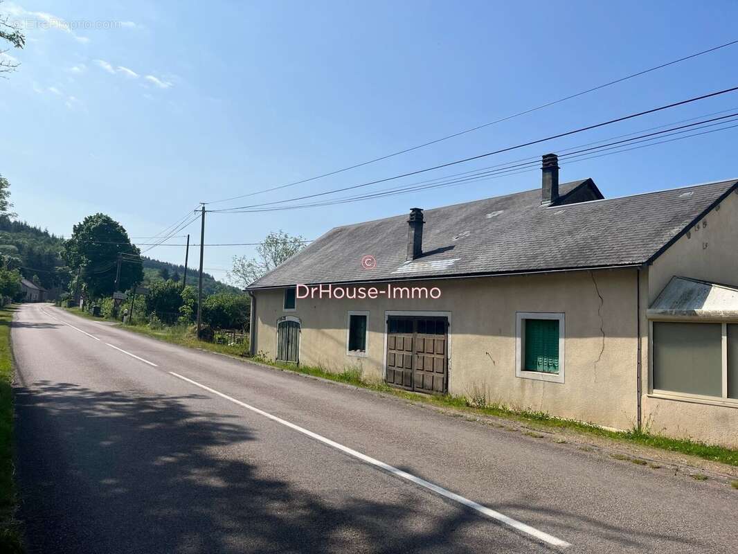 Maison à CHISSEY-EN-MORVAN