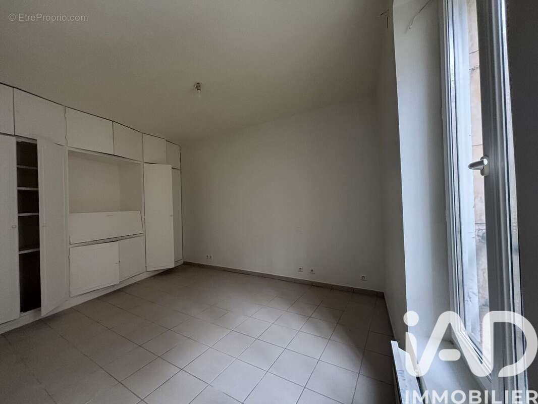 Photo 3 - Appartement à PARIS-18E