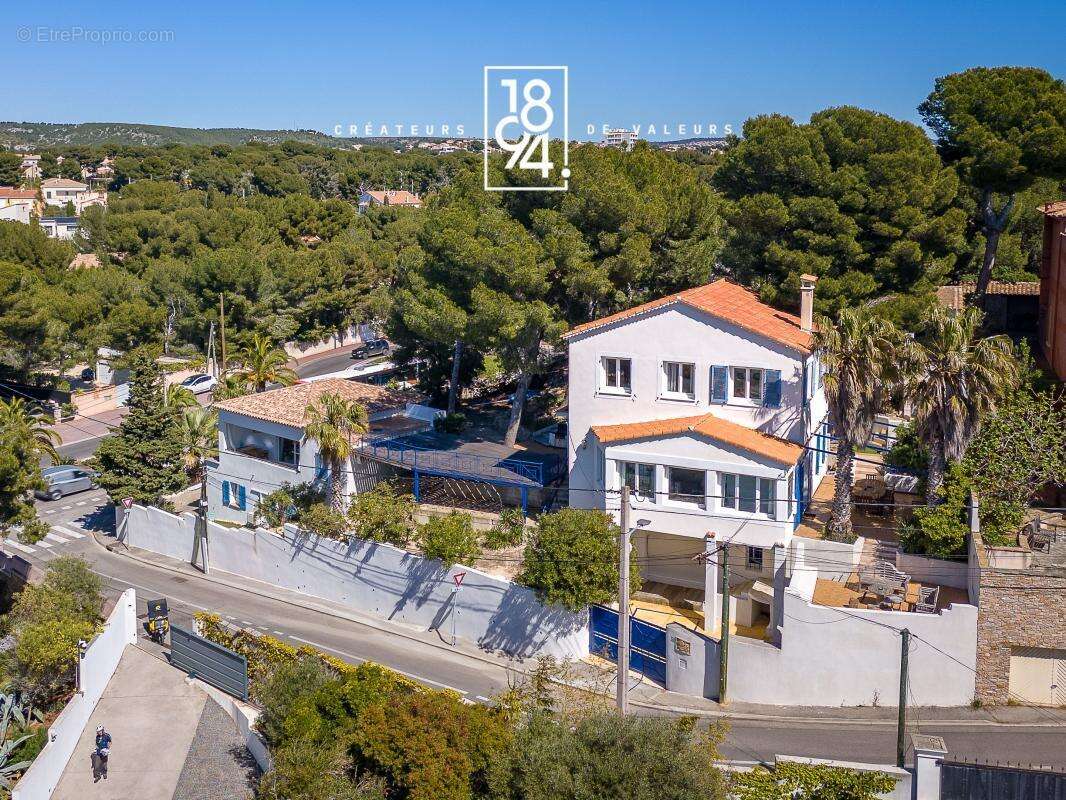 Maison à CARRY-LE-ROUET