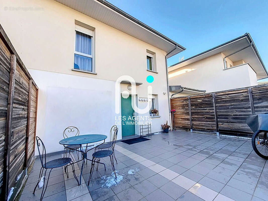 Maison à GENNEVILLIERS