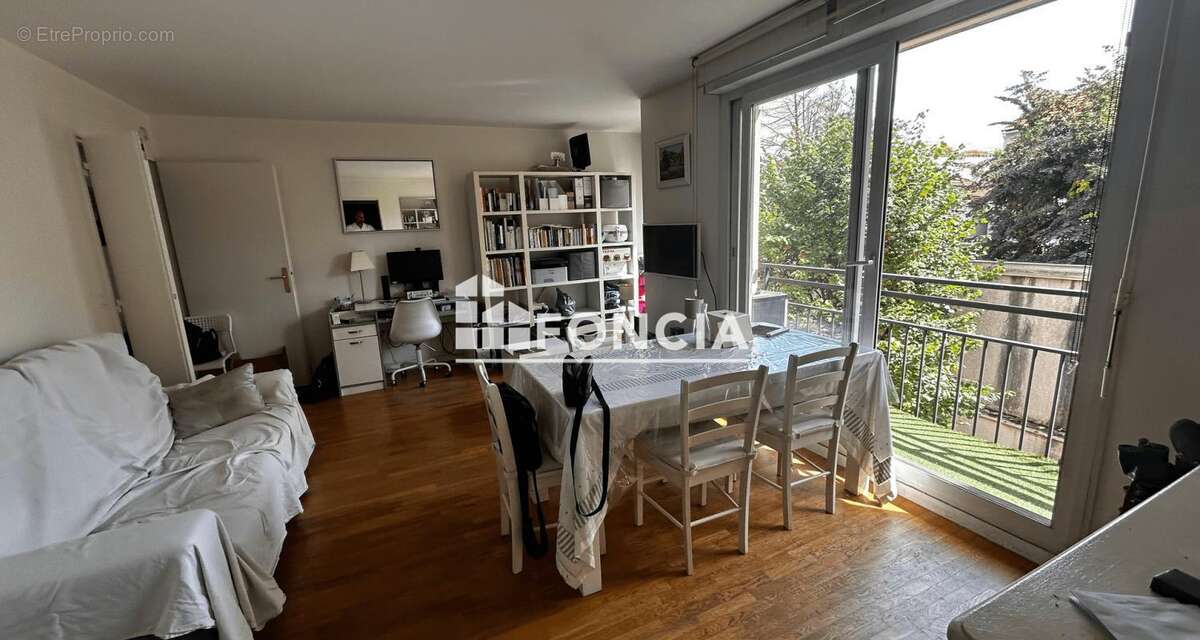 Appartement à ASNIERES-SUR-SEINE