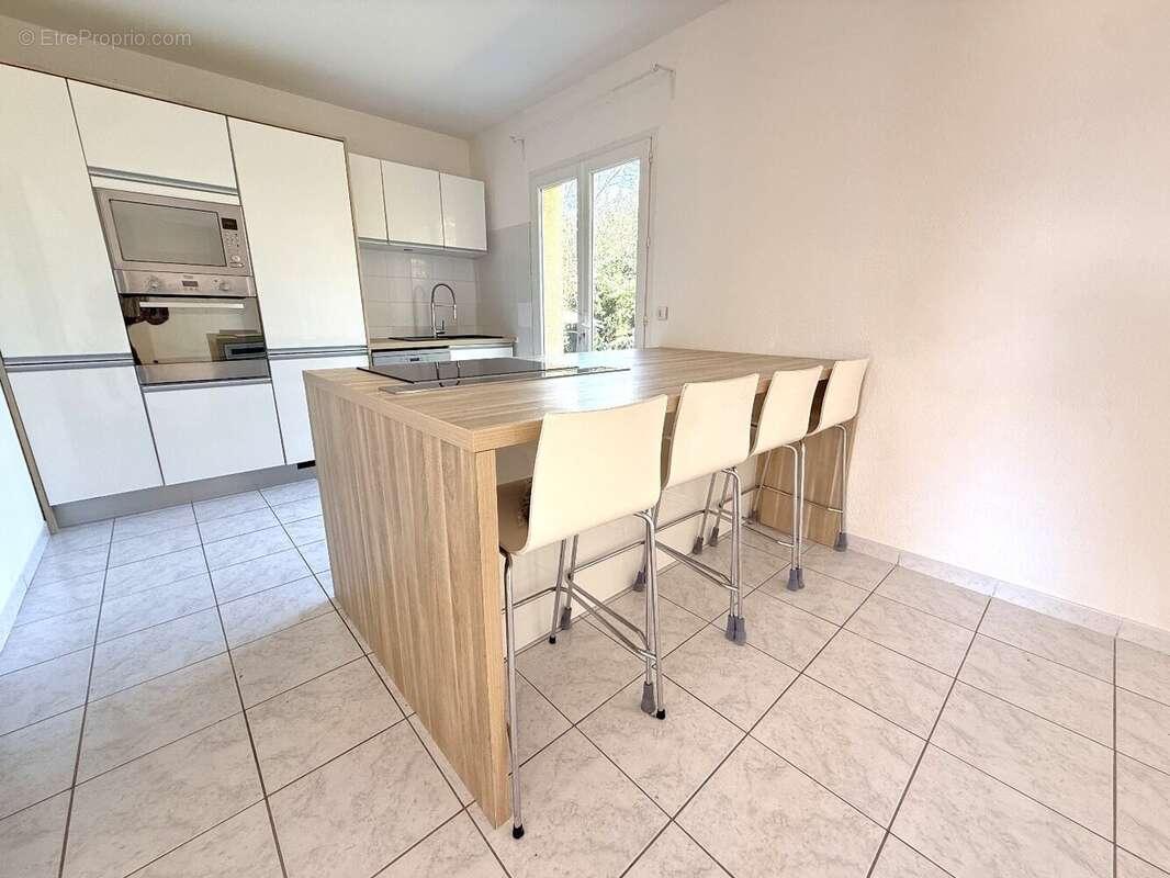 AGDE-Maison contemporaine prête à accueillir vos projets ! - photo 3
