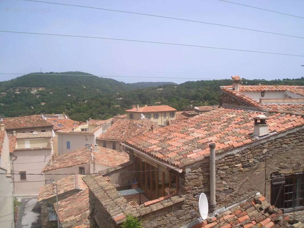 Maison à LA GARDE-FREINET