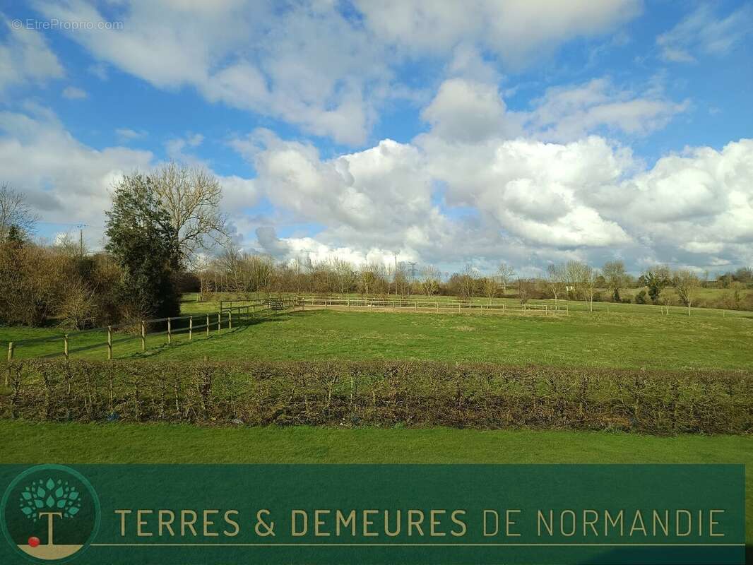 Maison à PONT-L&#039;EVEQUE