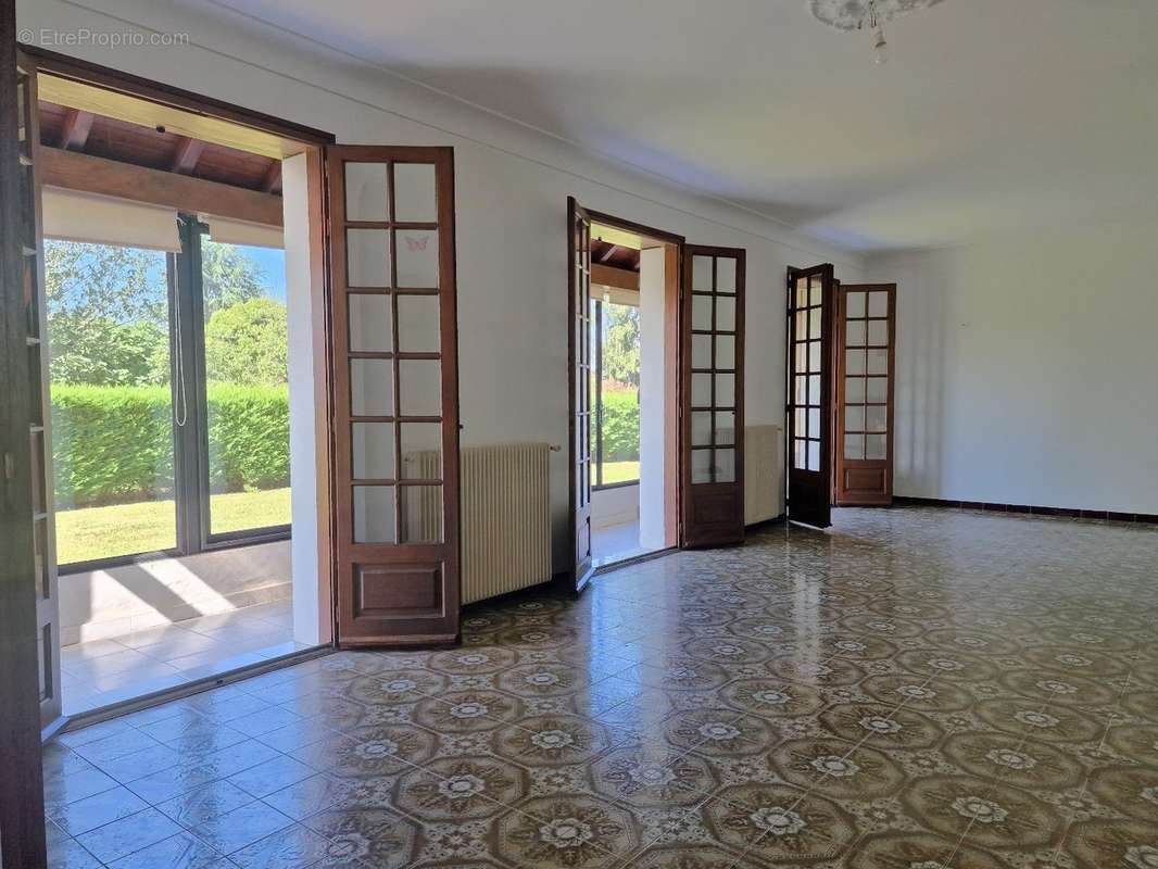 Maison à SALIES-DE-BEARN