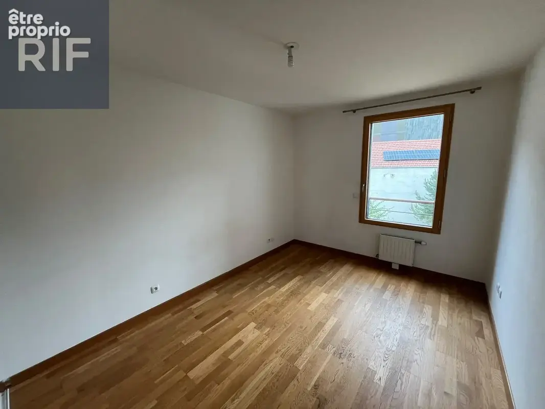 T3 traversant de 65,90 m2 — Loggia & garage — Lyon 7e / Jean Jaurès - photo 8