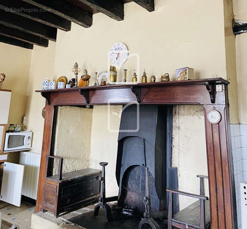 Maison à BEYNAC-ET-CAZENAC