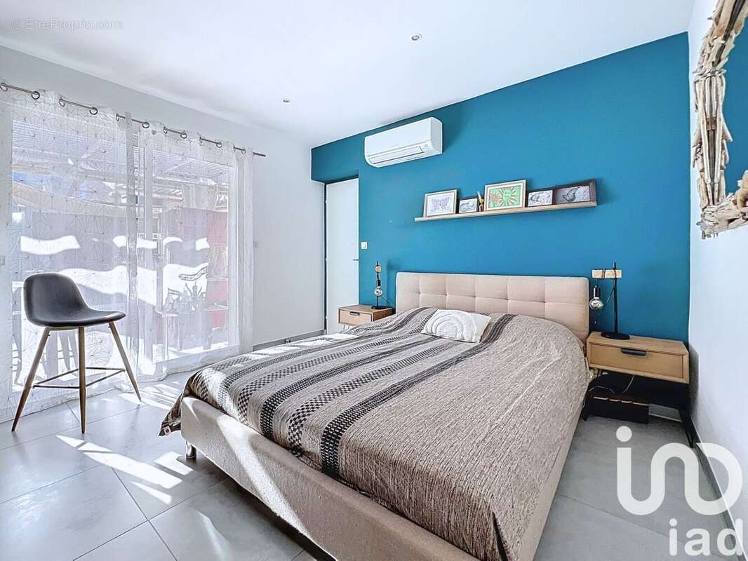 Photo 9 - Maison à SAINT-MITRE-LES-REMPARTS