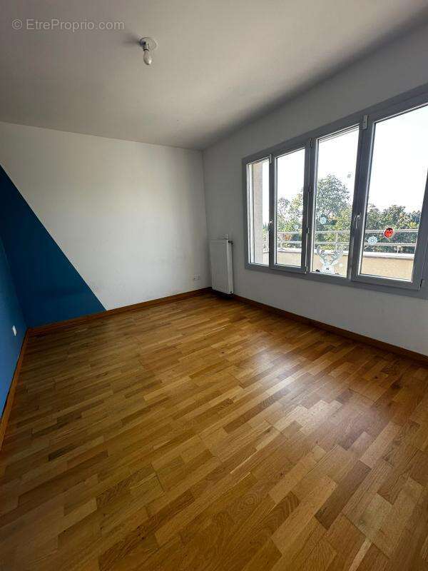 Appartement à BELLEVILLE