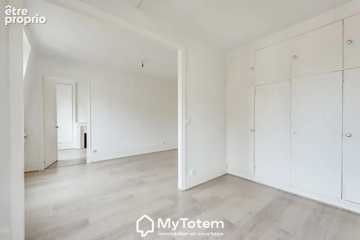 Photo Appartement à Versailles au prix de 325 000€