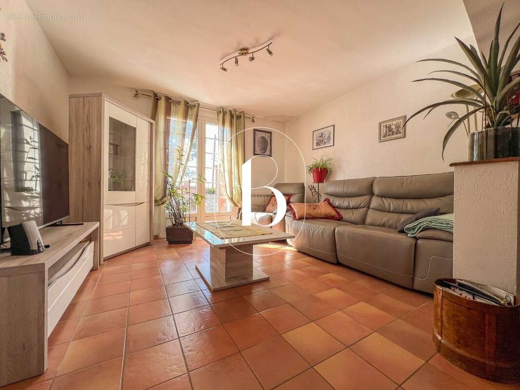 Maison à BARJAC