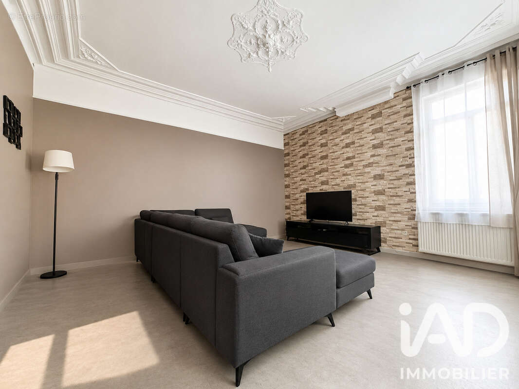 Maison 180 m² à Haussy  - photo 2