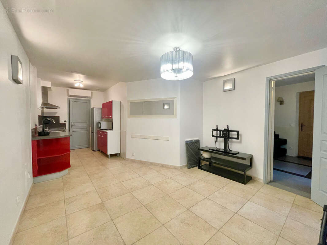 Appartement à LE CANNET