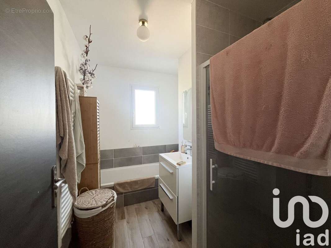 Photo 6 - Maison à BUCHERES