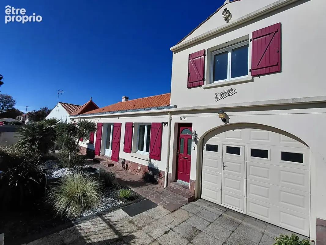 Maison entierement renovee de 126 m² dans le centre ville de challans - photo 12