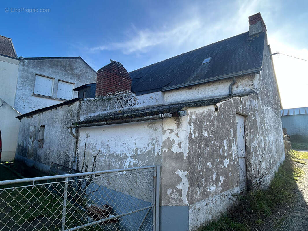 Maison à LE LOUROUX-BECONNAIS