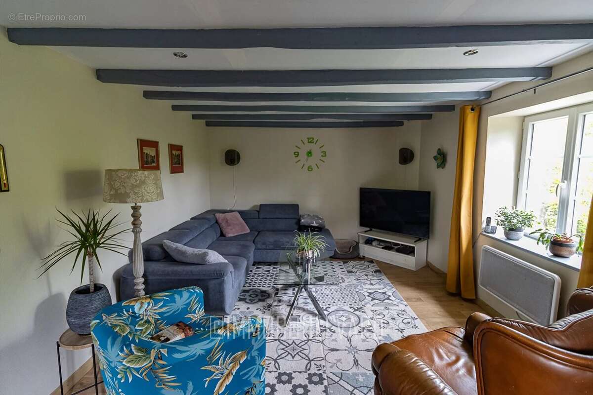 Maison à SAINT-GERVAIS-D&#039;AUVERGNE