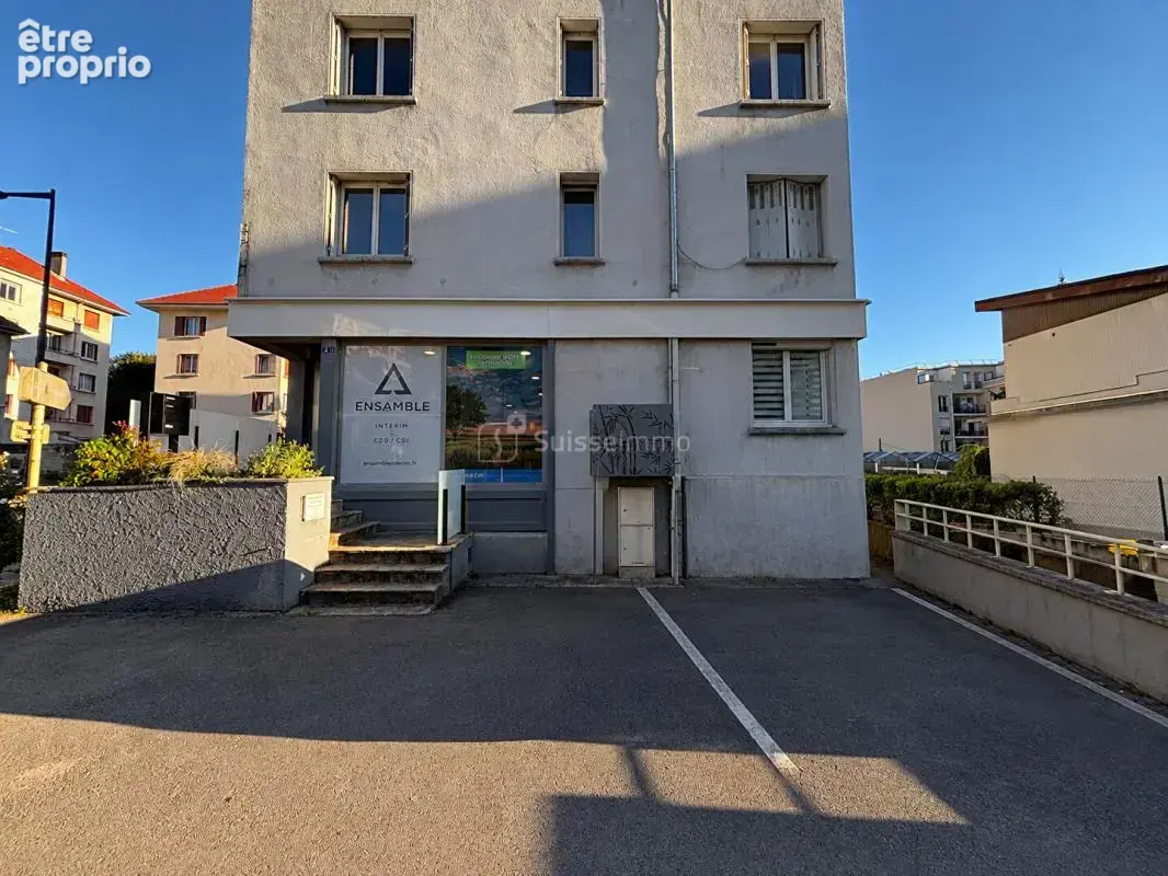 Ensemble de bureau 127.56 m2 - photo 2