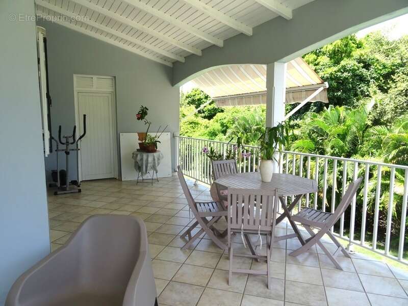 Maison à SAINT-FRANCOIS