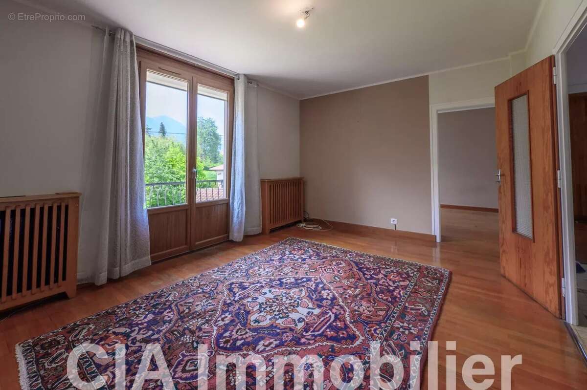 Maison à BONNEVILLE