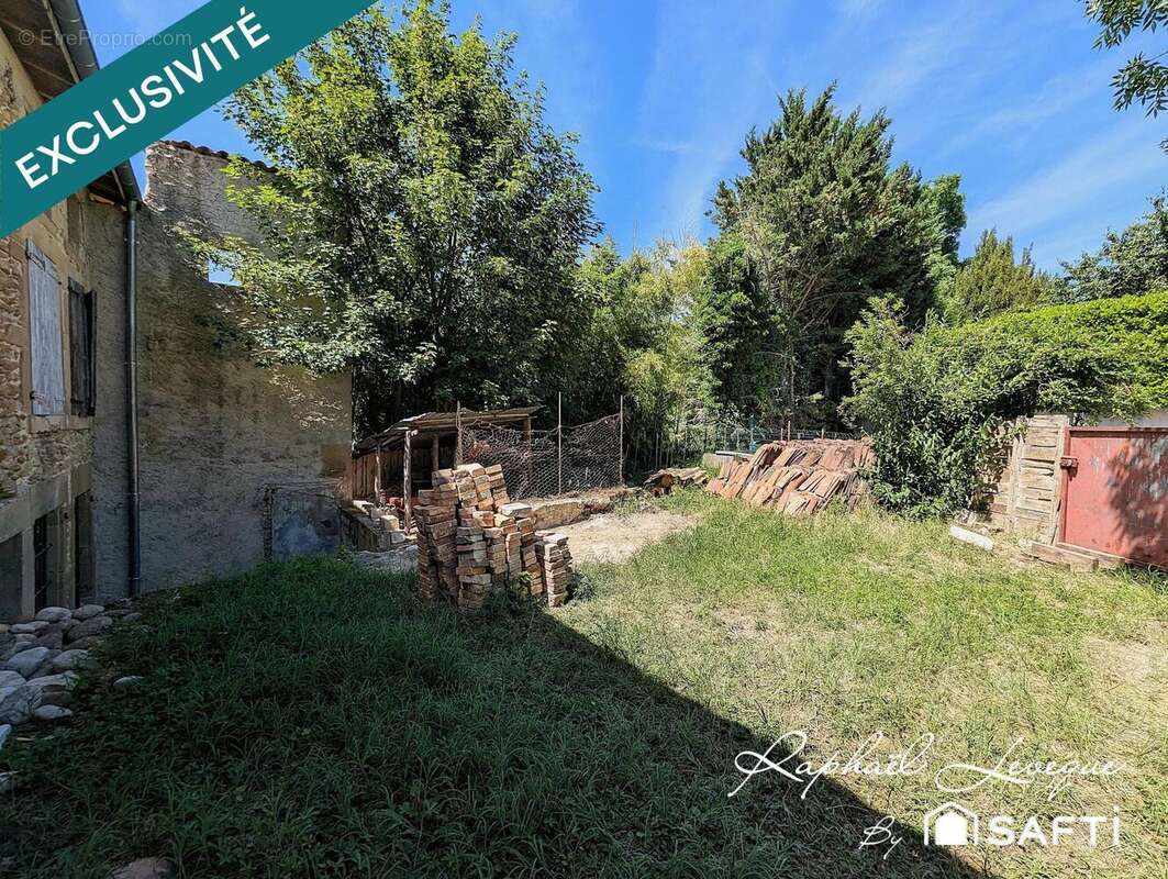 Appartement 300 m² à Montmiral  - photo 2