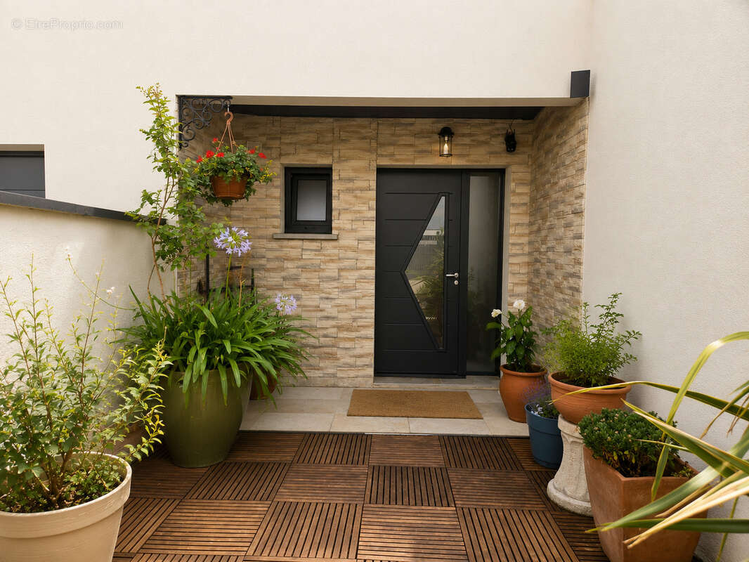 Maison plain pied avec piscine - photo 9