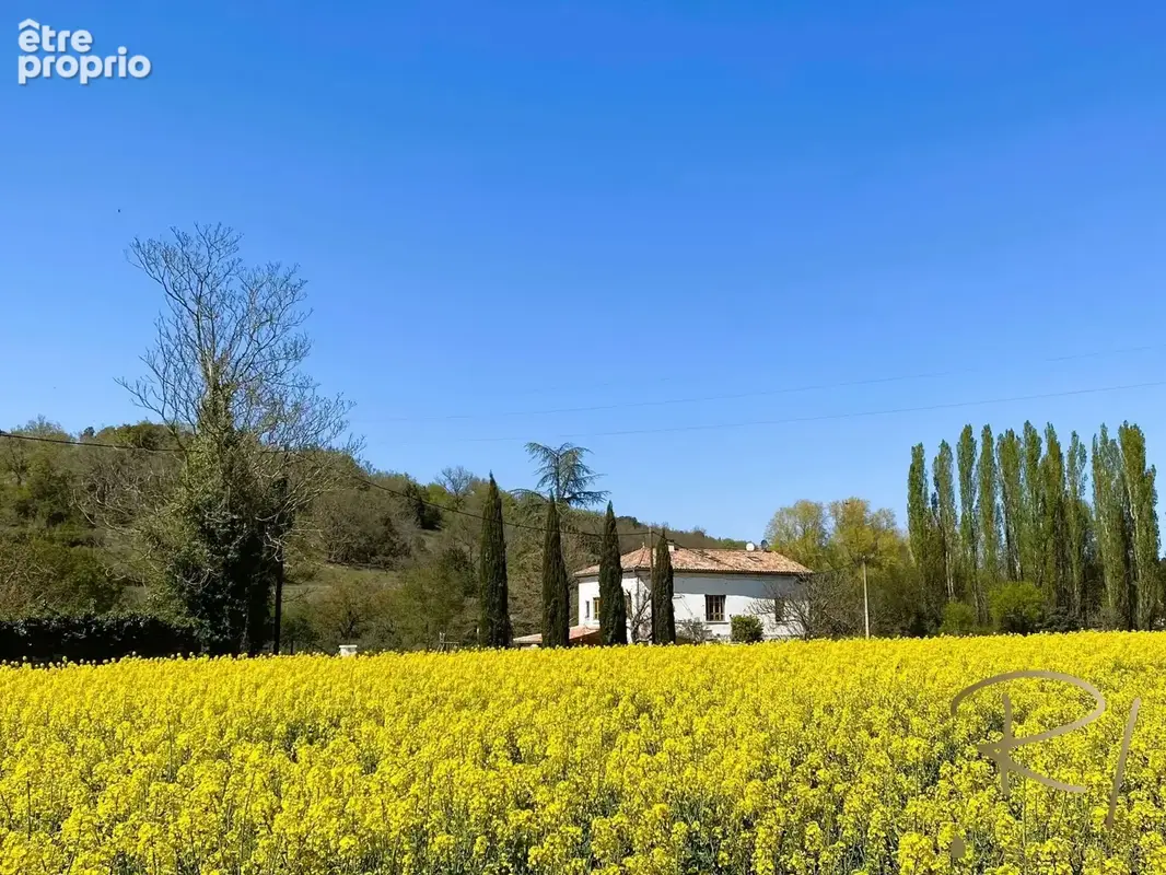 Authentique maison en pierre à révéler, à pied du village de Barjac - photo 2