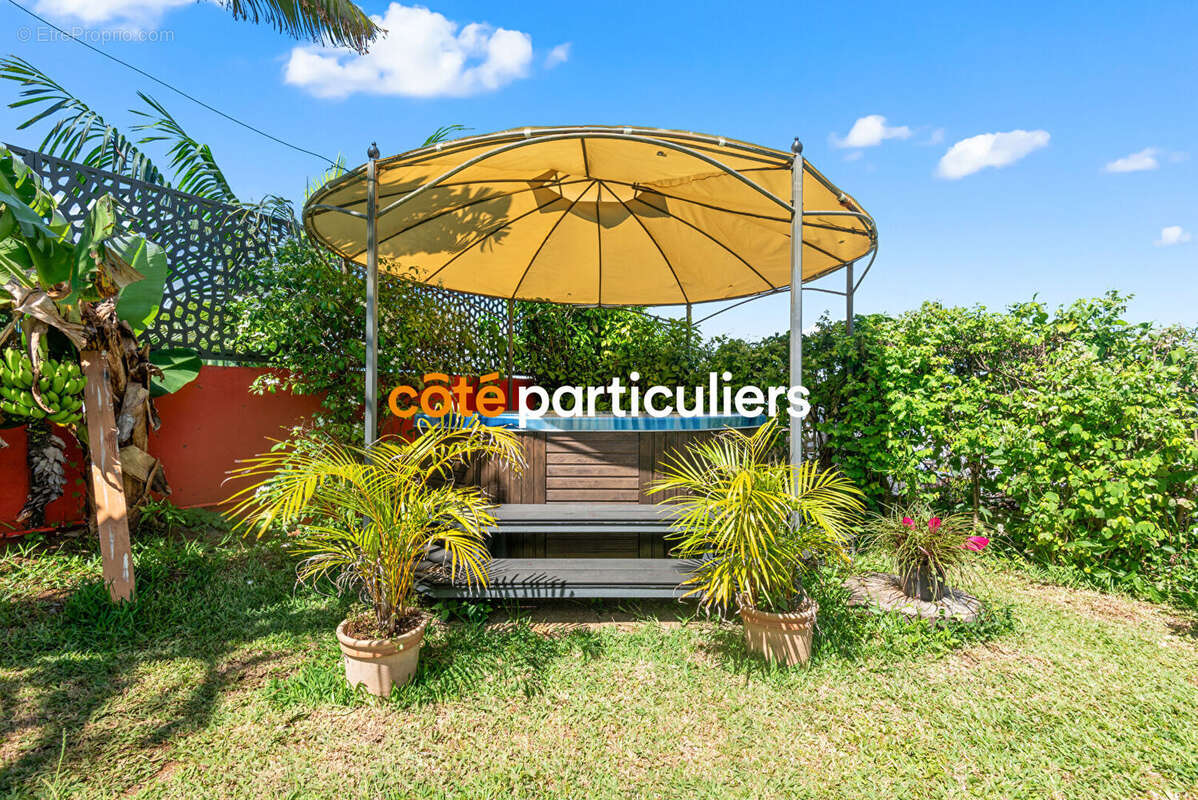 Maison à SAINT-PIERRE