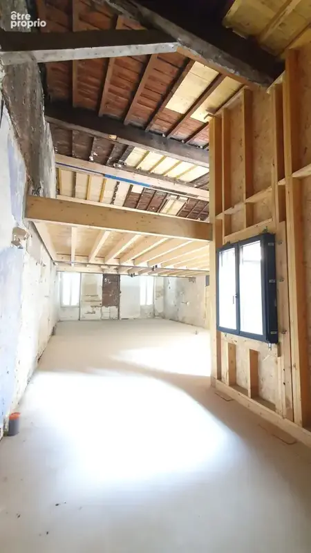 BORDEAUX VICTOIRE - Plateau à aménager dans immeuble pierre - photo 5