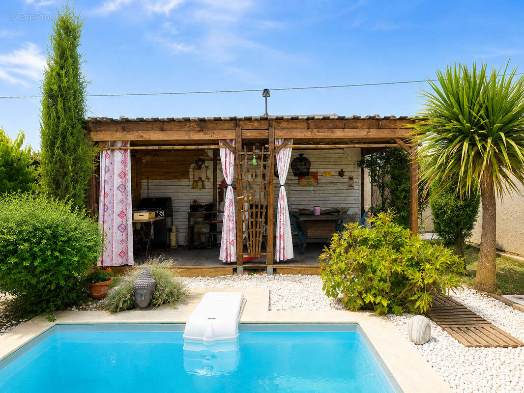 Maison plain pied avec piscine - photo 3