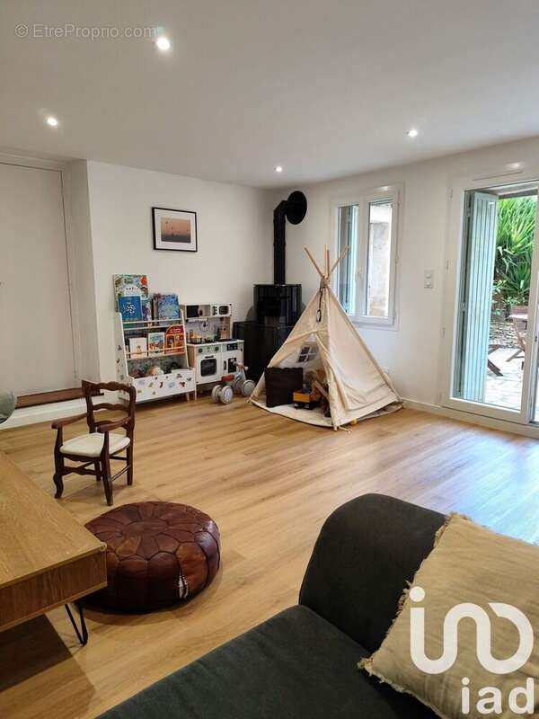 Photo 3 - Maison à UCHAUD