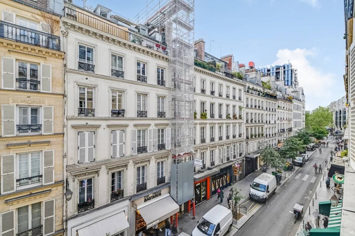 Appartement à PARIS-3E