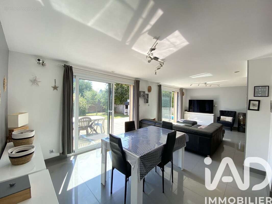 Photo 9 - Maison à MITRY-MORY