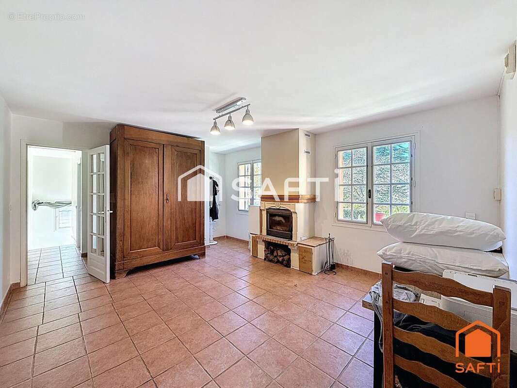 Photo 6 - Maison à AIGUINES