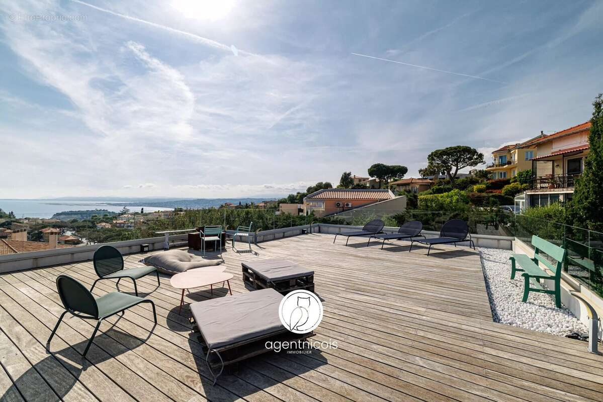 Appartement à VILLEFRANCHE-SUR-MER
