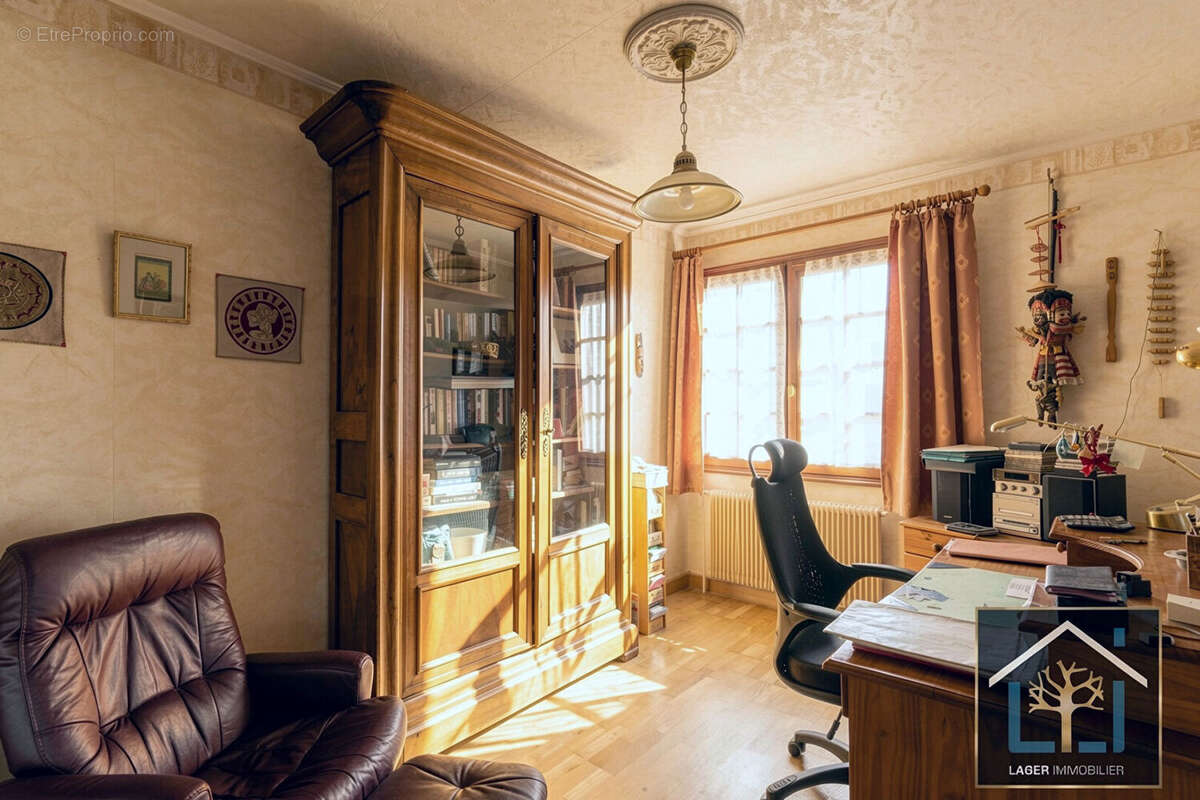 Maison à MONTLUEL