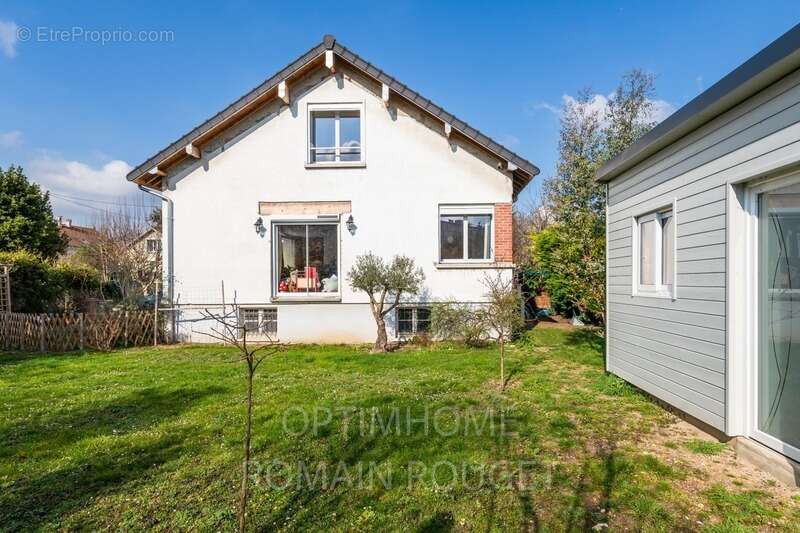 CHATOU HAUT - Maison 4 CH + Dépendance - photo 3